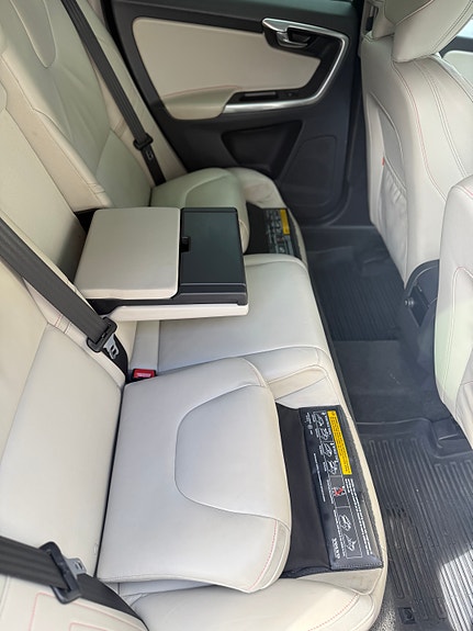 Volvo XC60 3 of 3