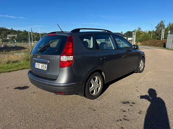 Hyundai i30 3 of 7