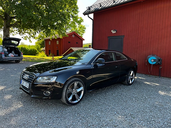 Audi A5 2 of 11