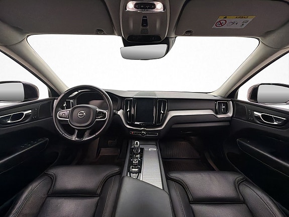 Volvo XC60 16 of 30