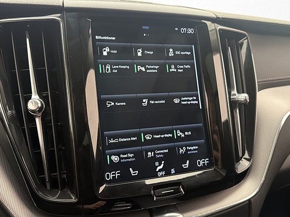 Volvo XC60 29 of 30