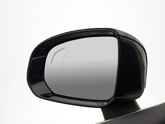 Volvo XC60 10 of 30