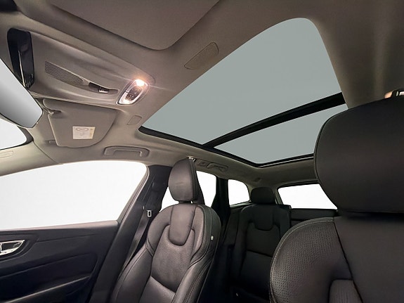 Volvo XC60 19 of 30