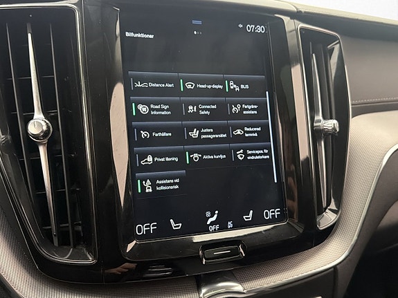 Volvo XC60 30 of 30