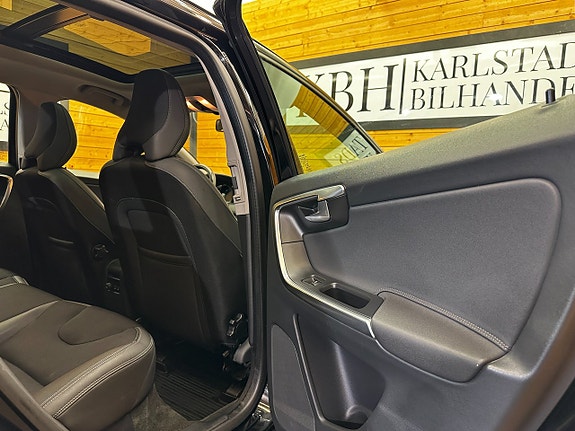 Volvo XC60 18 of 24
