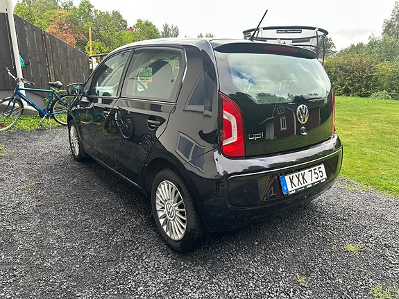 Volkswagen UP! 4 of 12