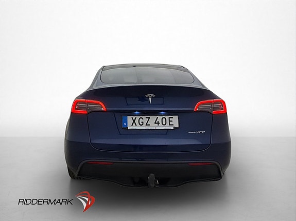 Tesla Model Y 6 of 30
