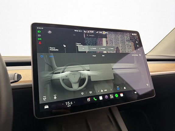 Tesla Model Y 17 of 30