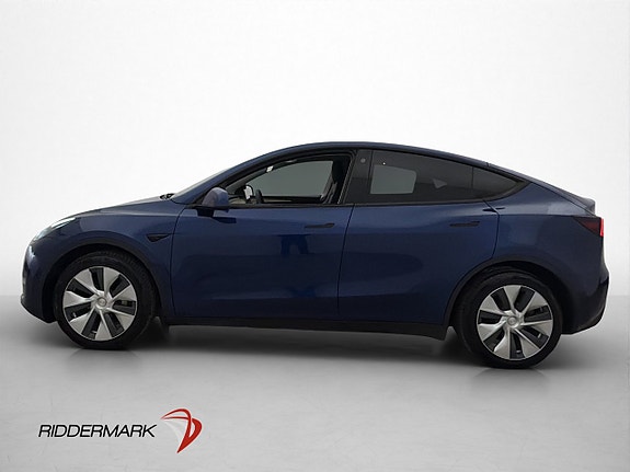 Tesla Model Y 3 of 30