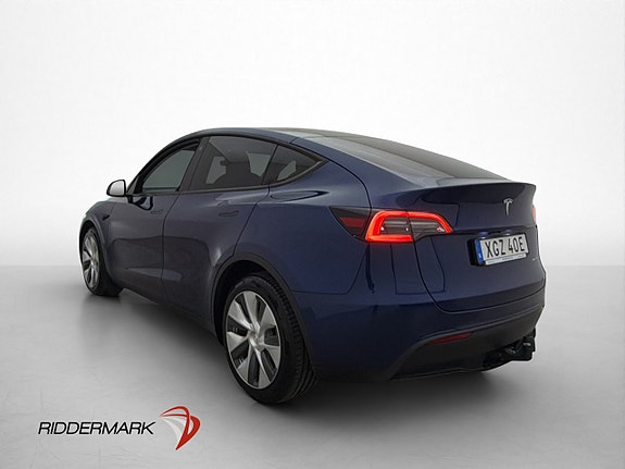 Tesla Model Y 5 of 30