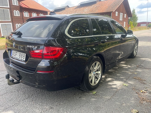 BMW 520d 4 of 7
