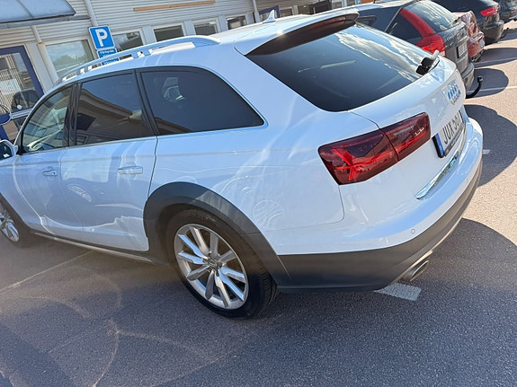 Audi A6 allroad 5 of 9