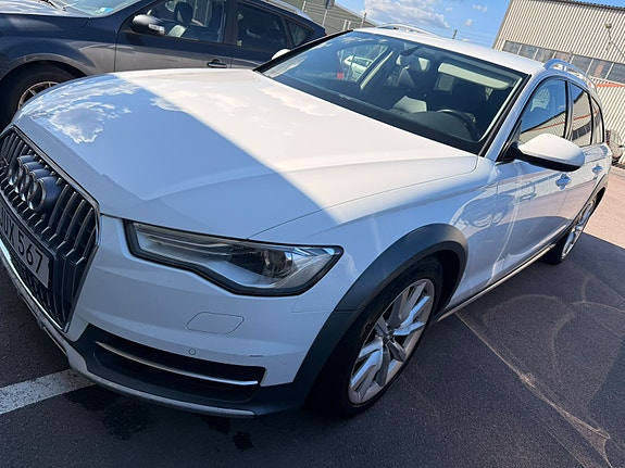 Audi A6 allroad 2 of 9