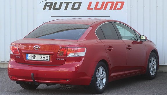 Toyota Avensis 3 of 21