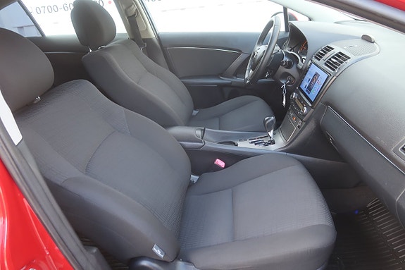 Toyota Avensis 9 of 21
