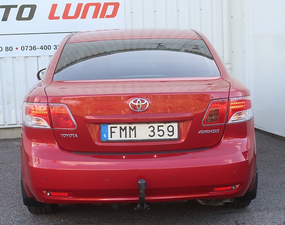 Toyota Avensis 4 of 21