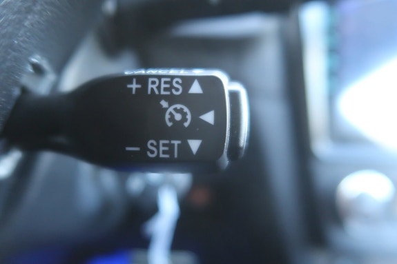 Toyota Avensis 18 of 21