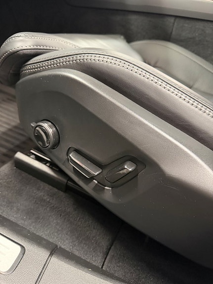 Volvo XC60 21 of 22