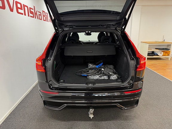 Volvo XC60 16 of 22