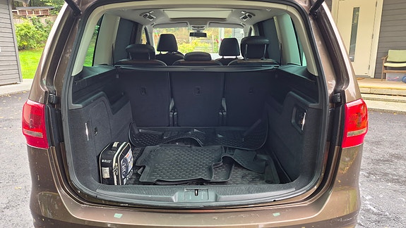 Volkswagen Sharan 8 of 17