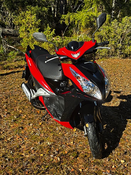 Honda Nsc50r 3 of 6