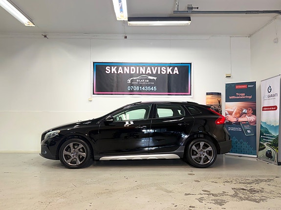 Volvo V40 Cross Country 5 of 20