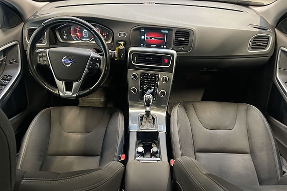 Volvo V60 10 of 12