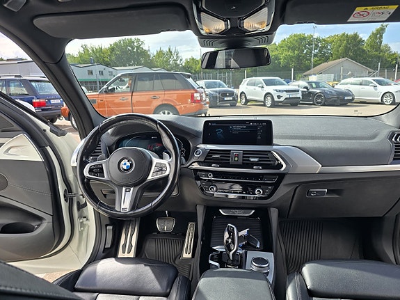 BMW X3 14 of 18
