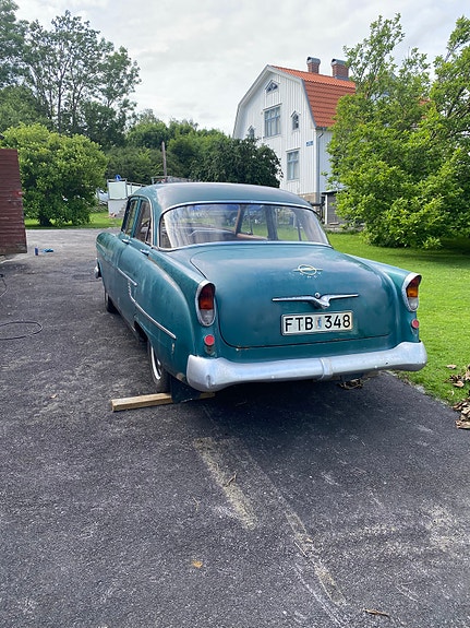 Opel Kapitan 2 of 7