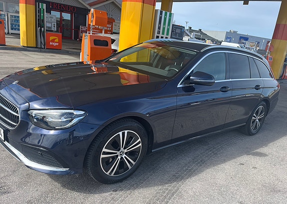 Mercedes-Benz E220 7 of 7