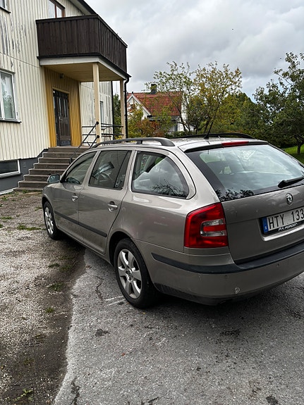 Skoda Octavia 5 of 8