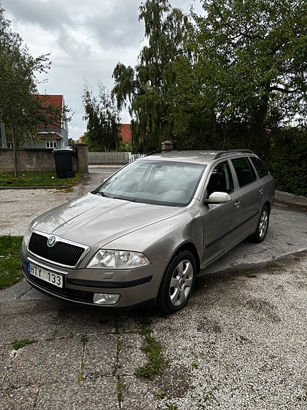 Skoda Octavia 6 of 8