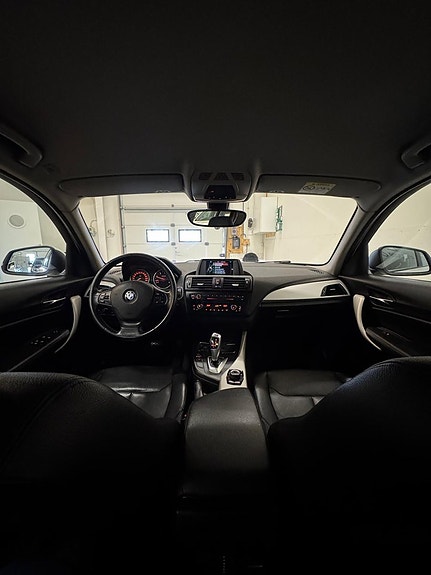 BMW 118d 9 of 17