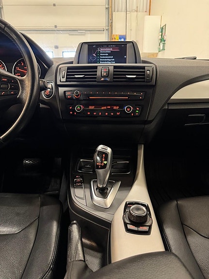 BMW 118d 13 of 17