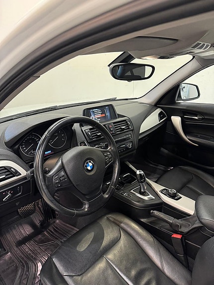 BMW 118d 10 of 17