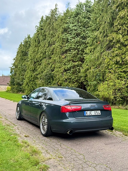 Audi A6 4 of 14