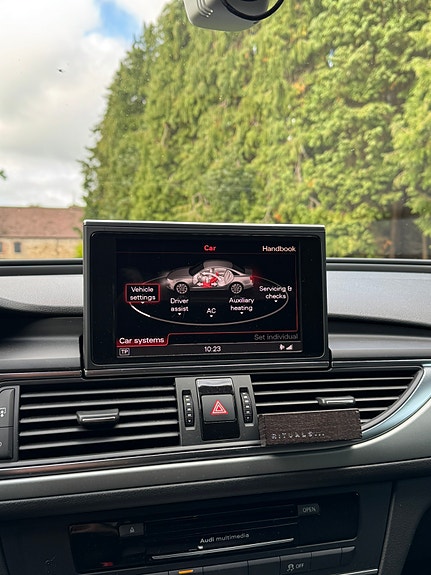 Audi A6 12 of 14