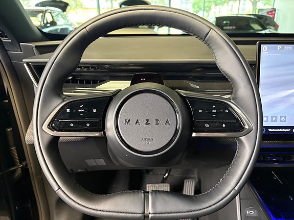 Mazda CX-6e 22 of 25