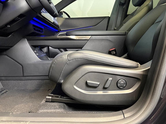 Mazda CX-6e 17 of 25