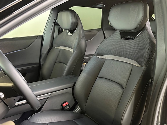 Mazda CX-6e 13 of 23