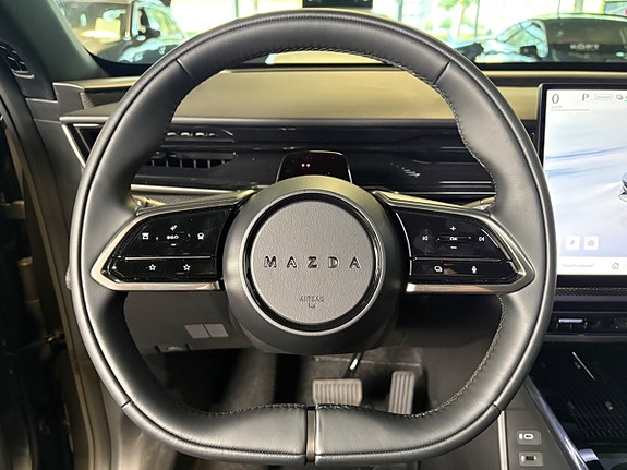 Mazda CX-6e 19 of 23