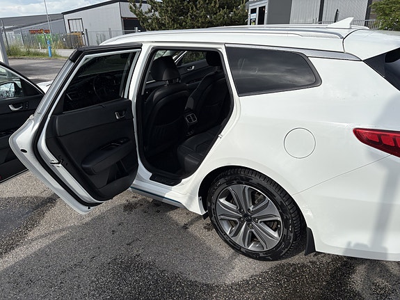 Kia Optima 6 of 11