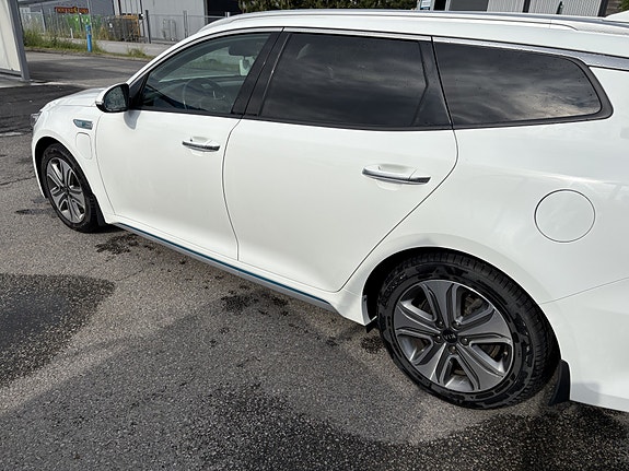 Kia Optima 9 of 11
