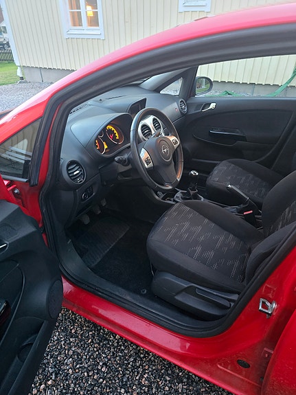 Opel Corsa 4 of 10