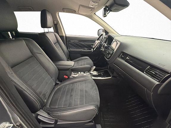 Mitsubishi Outlander 27 of 30