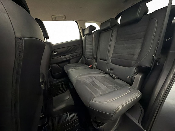 Mitsubishi Outlander 26 of 30