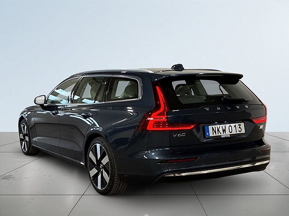 Volvo V60 5 of 23