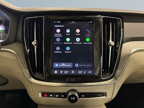 Volvo V60 11 of 23