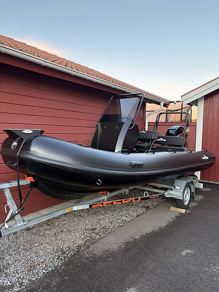 Greatwhite DLX500 inkl trailer 80km/h 2 of 7