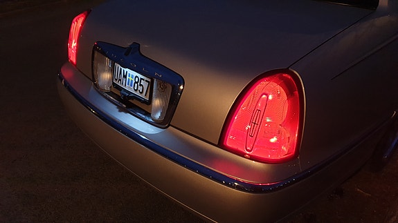 Lincoln Town Car 4 of 4